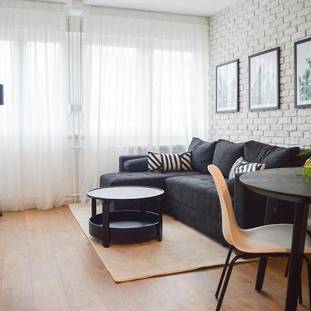 The Black & White Oasis Belgrad Exterior foto